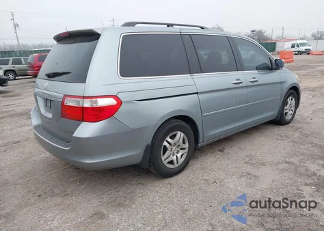 2006 Honda Odyssey Ex z USA, uszkodzony, nr VIN 5FNRL38456B126467